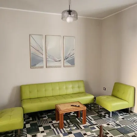 Autre Apartamento *